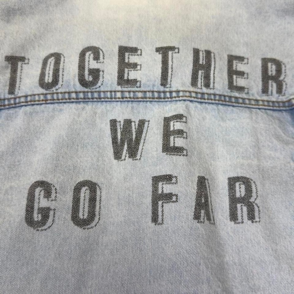 Peloton Denim Jacket Light Wash Graphic Back 'Together We Go Far' Oversized XL - Picture 6 of 8